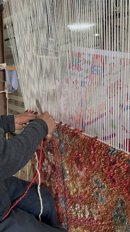 Hand Knotting